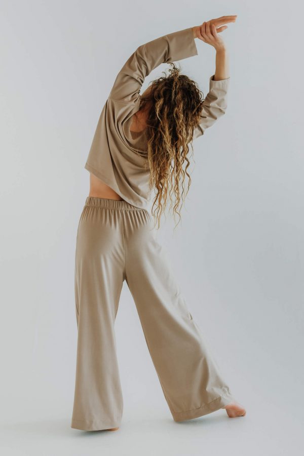 High Waisted Bamboo Flowy Pants / BEIGE - Image 3