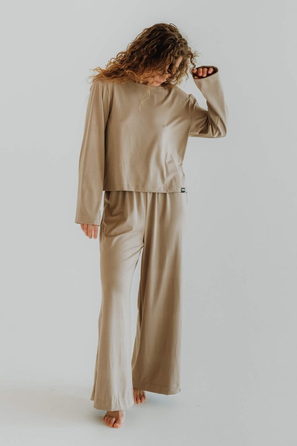 High Waisted Bamboo Flowy Pants / BEIGE - Image 2